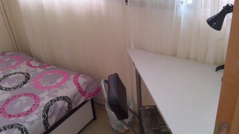 great room available in Yau Ma Tei(y8h)