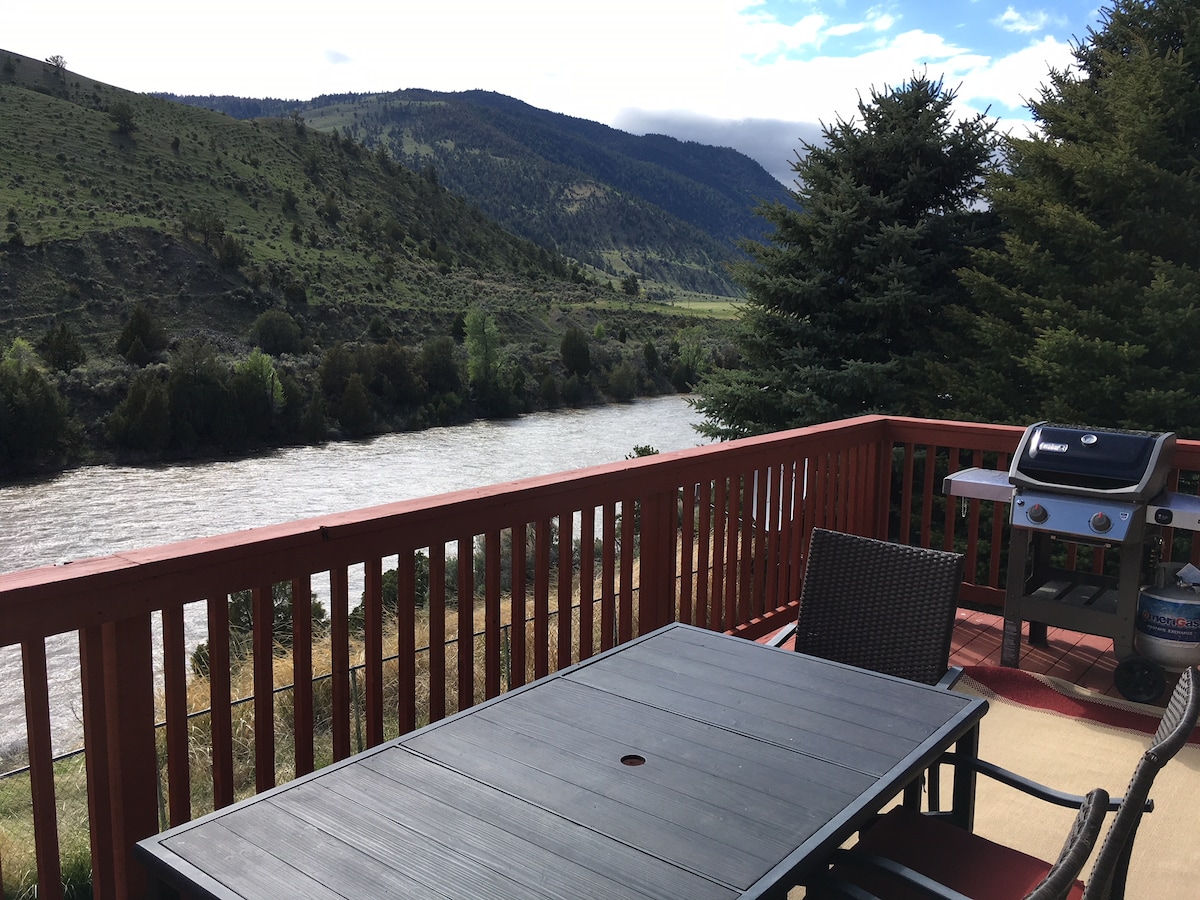 Yellowstone River View Condo #2