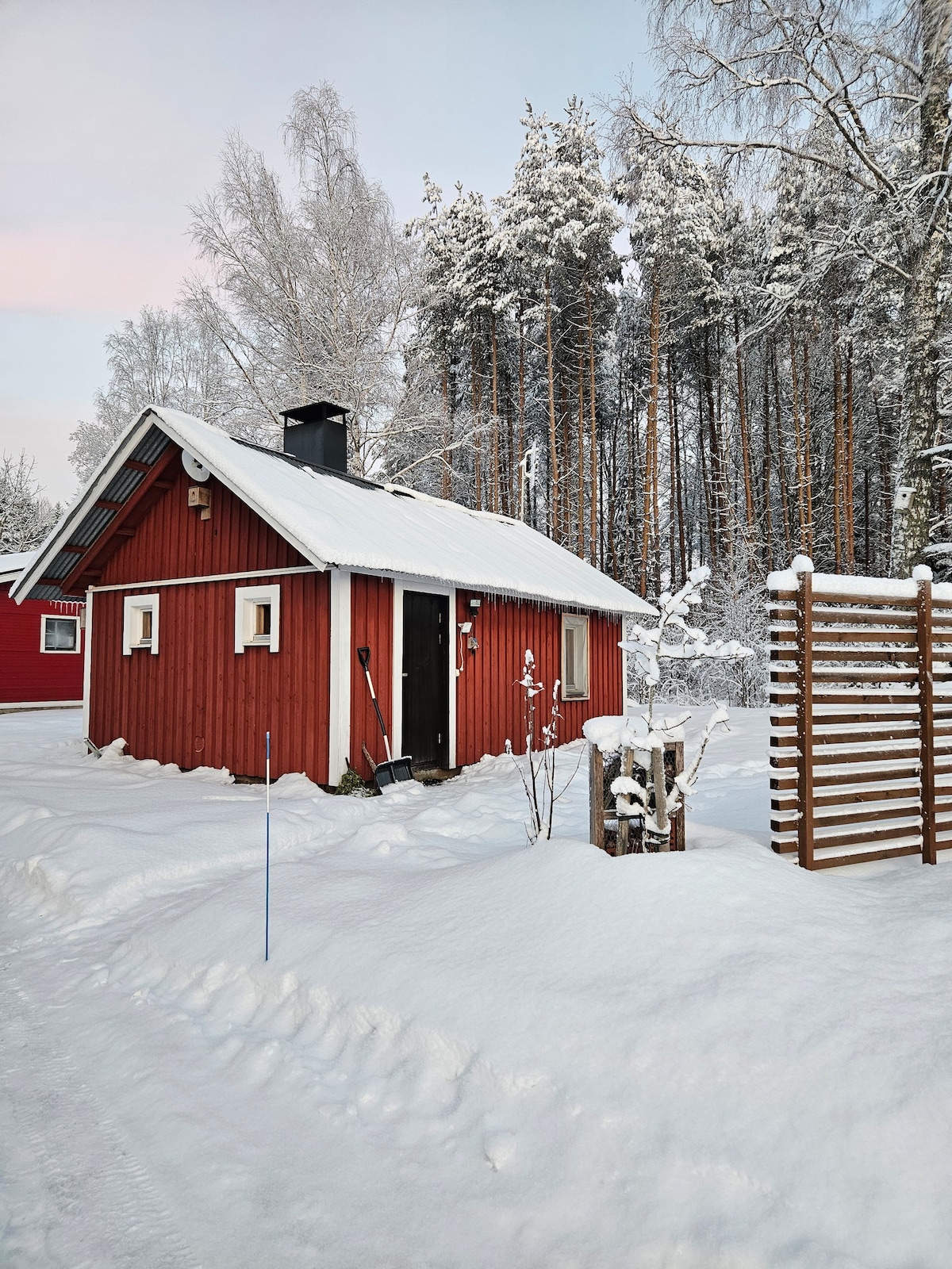 Pieni saunamökki | Evon Retkeilyalueen vieressä