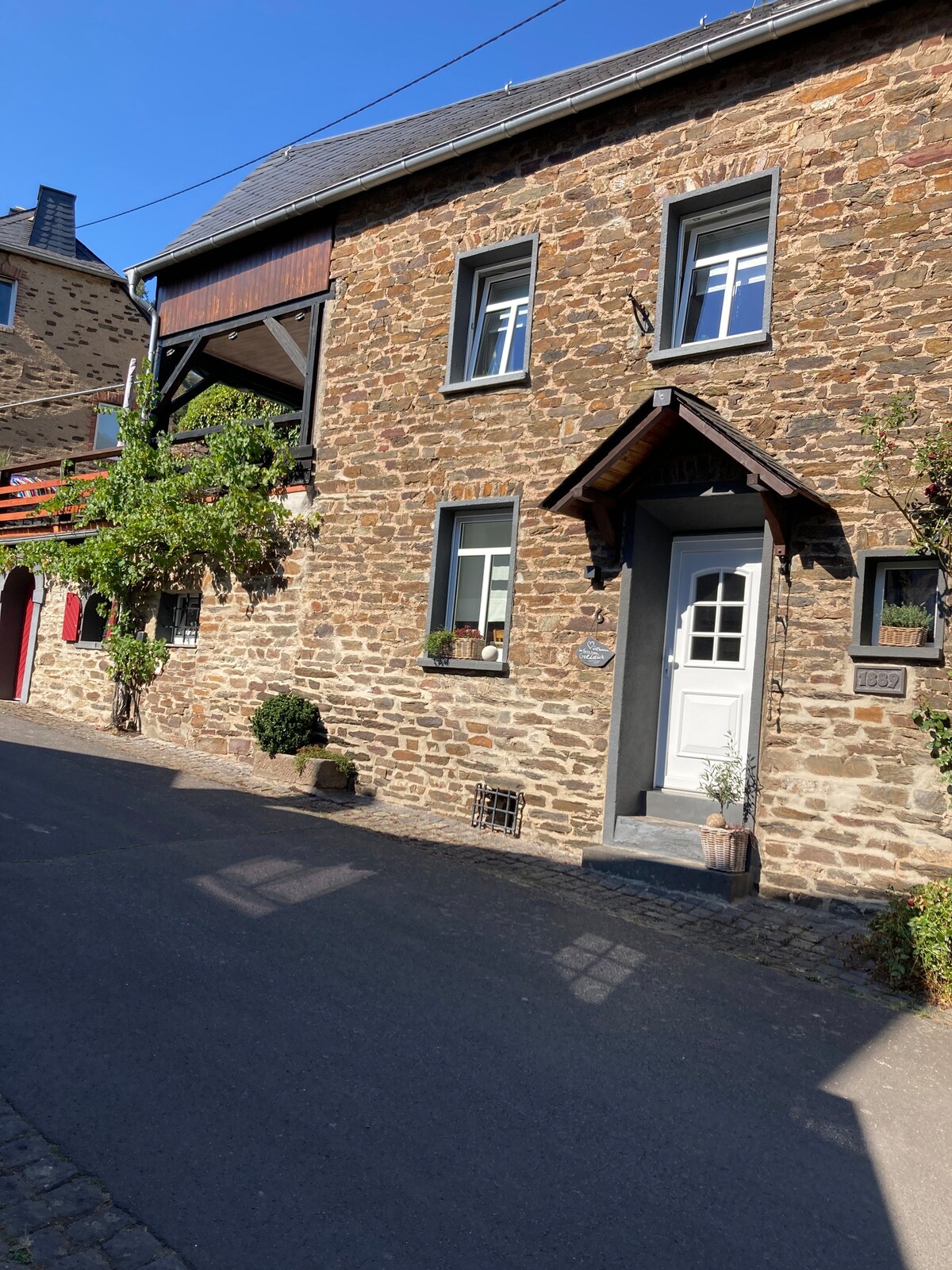 Ferienhaus Goldstück 
Wohnen in den Weinbergen