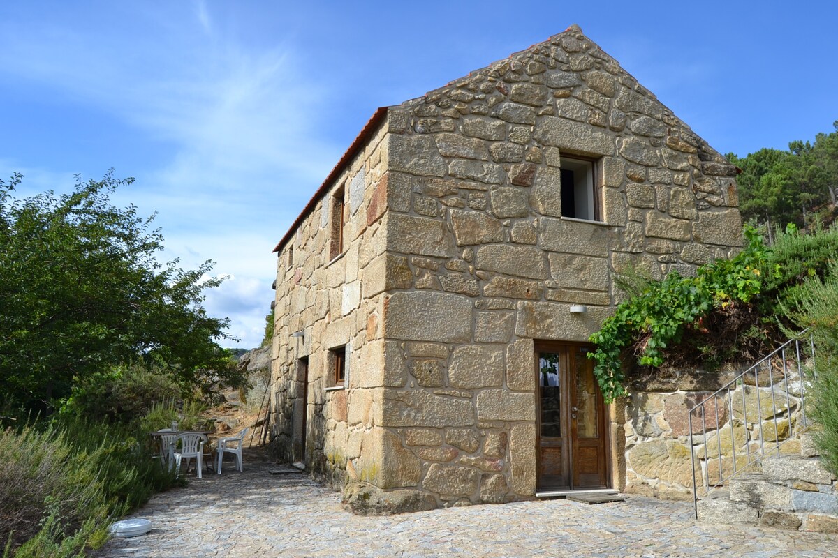 Douro Country House (11pax)