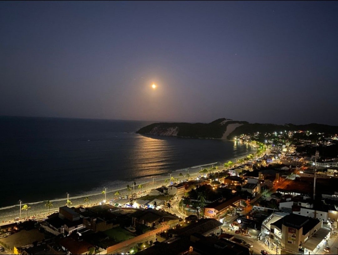 豪华公寓，可欣赏海景和Morro Do Careca。