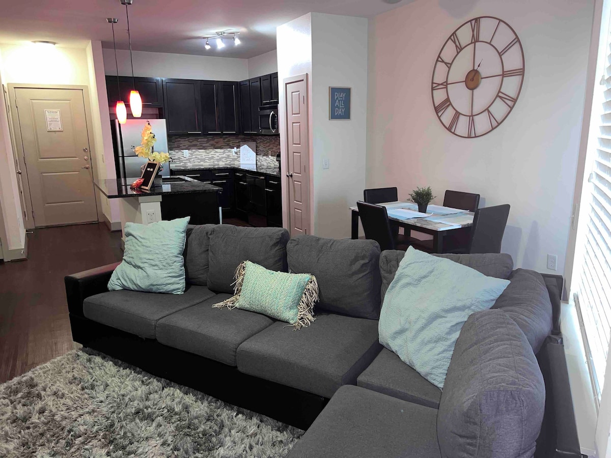 Casa de Lita, Modern Luxury | 1B-1B Apartment!