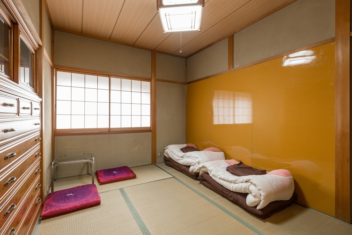和室房間#5 伏見稲荷民宿。 位於京都的觀光景點,歡迎出差客能多加利用