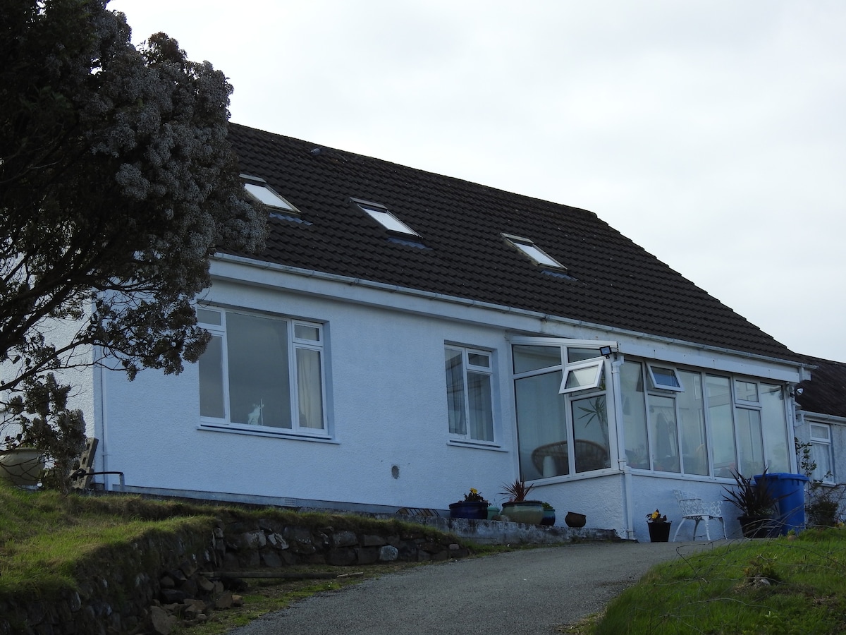 Antlers Point on the Loch Flat 1 (self-catering)