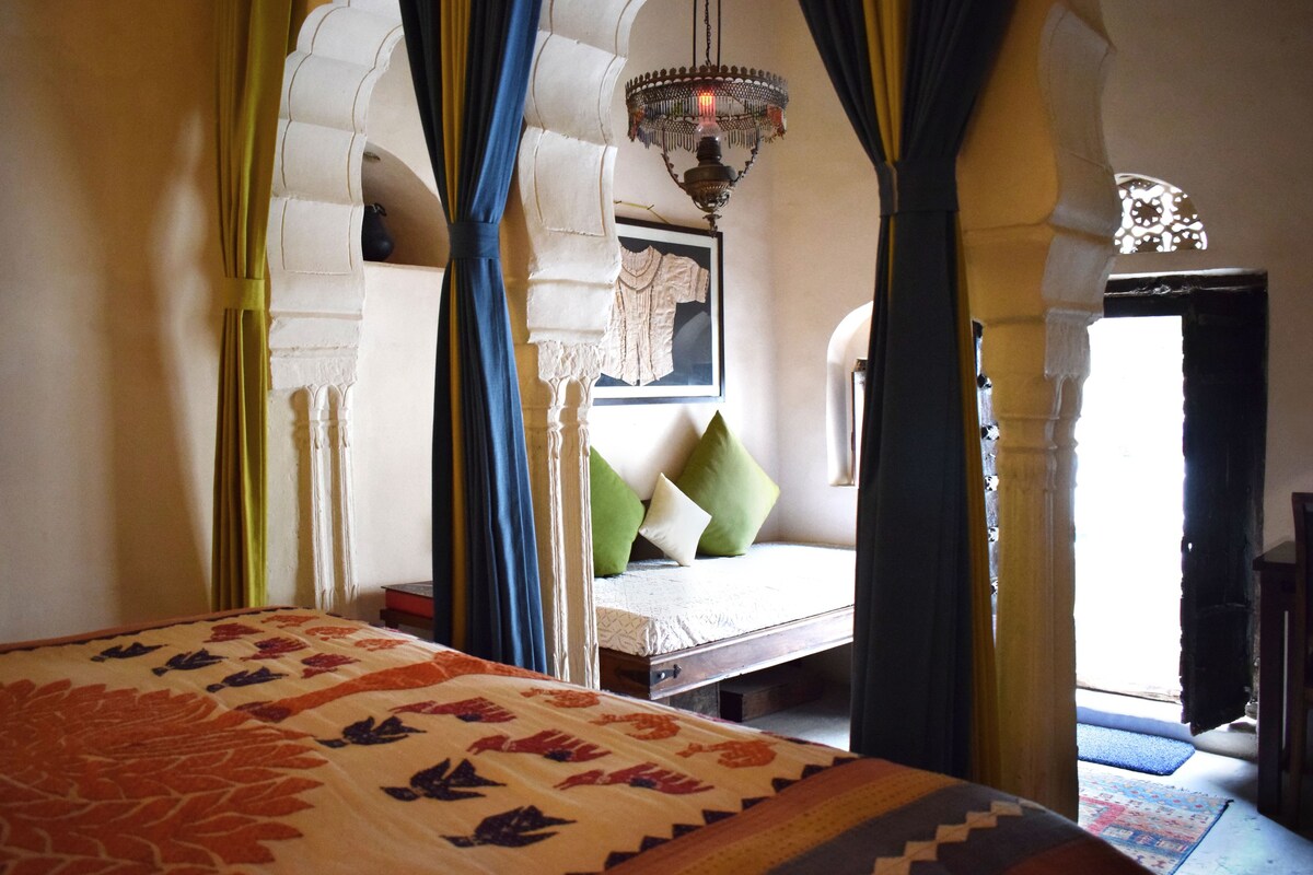 Suite In An Authentic Haveli | All Meals Included!