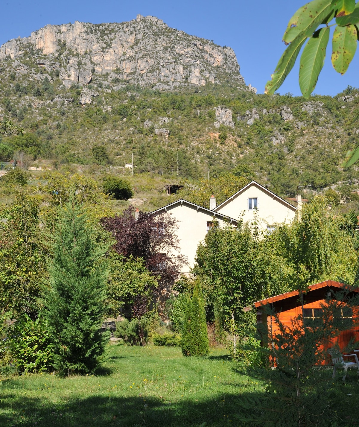 Maison le bord de l'eau St PAL- Mostuejouls