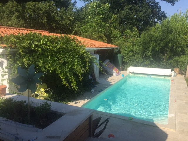 Maison avec piscine près du château Pape Clément