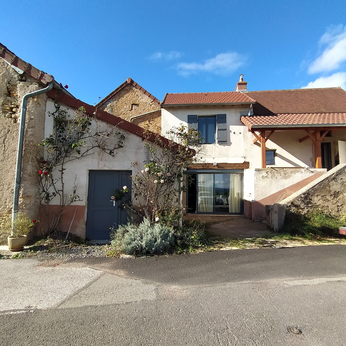 Entre cour et jardin, gîte bourguignon