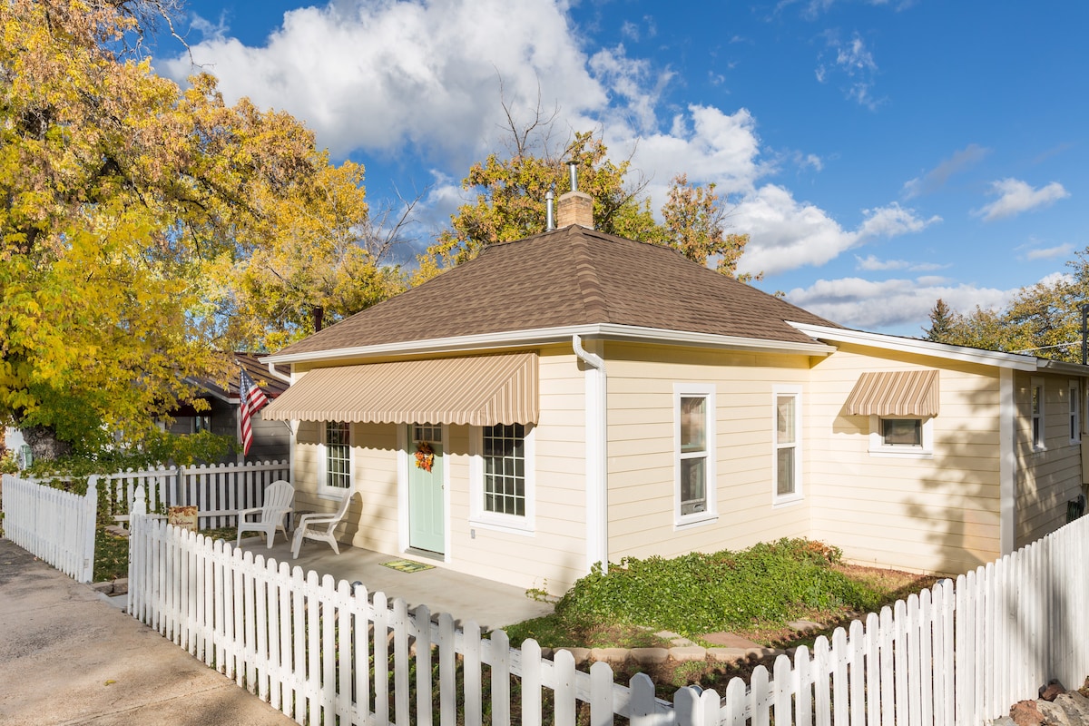 卡尔利乡村小屋（ Calley Cottage