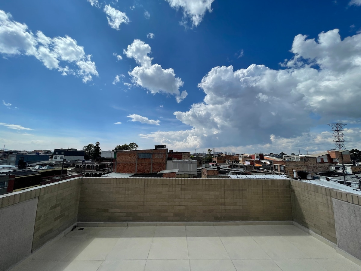 Hermoso apartamento con terraza cerca al centro