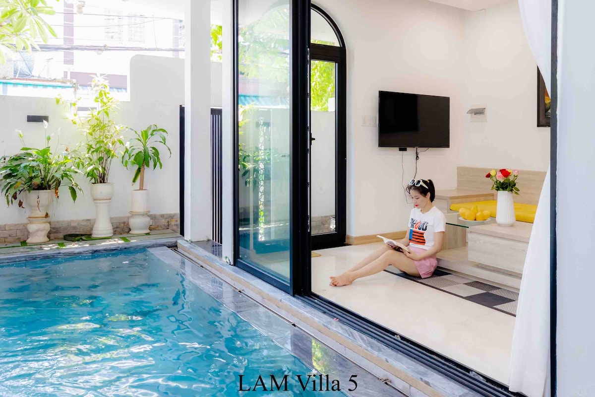 Biệt thự siêu xinh LaMVilla 5 BR Pool biển Mỹ Khê.