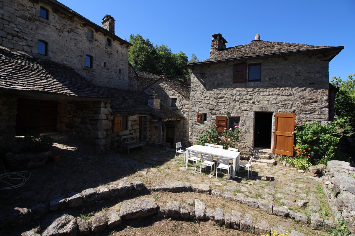 Maison des Pierre au Pouget en Lozère