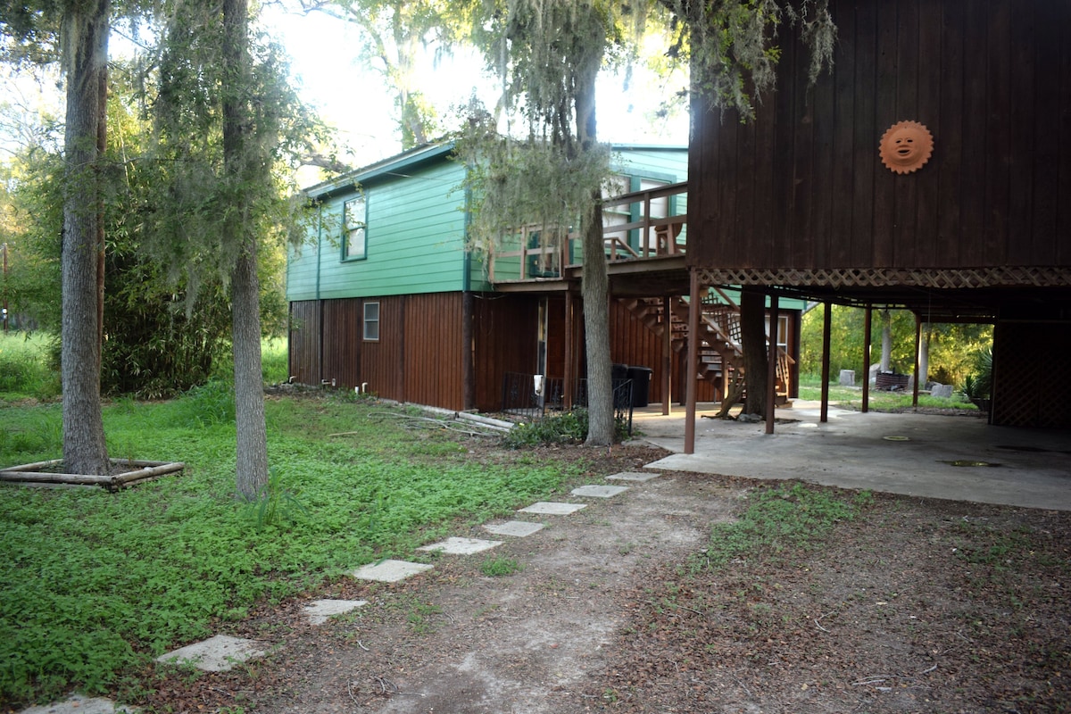 Nueces River Retreat