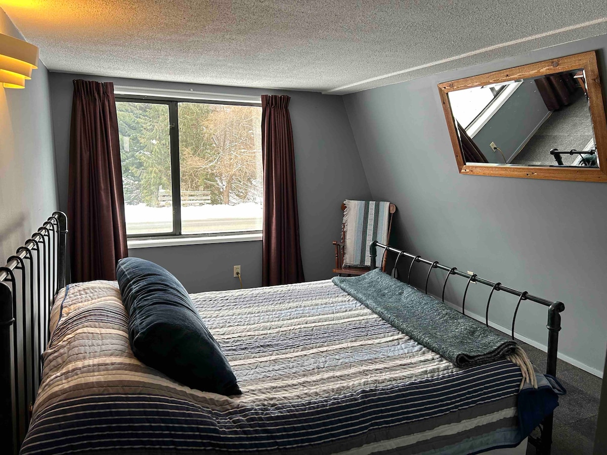 温馨舒适的2卧室阁楼，距离惠斯勒以北25分钟路程