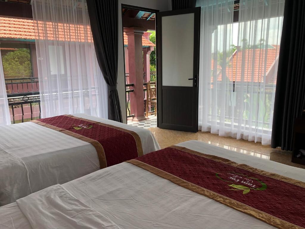 Quadruple Room with Balcony - Tam Coc Tea House