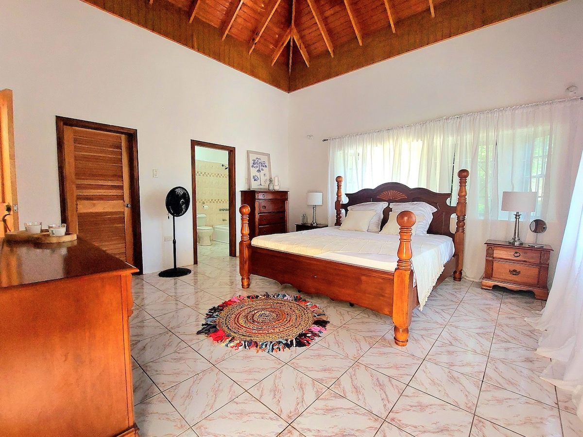 The Happy Retreat Villa in Belmont, Jamaica.