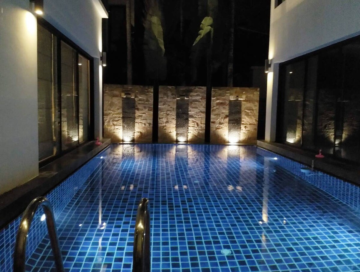普吉新商城Central Phuket /Chillva夜市附近独栋私家泳池4卧室时尚豪华别墅