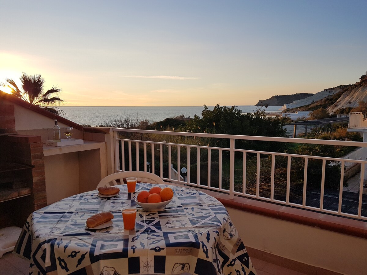 House - view Scala dei Turchi