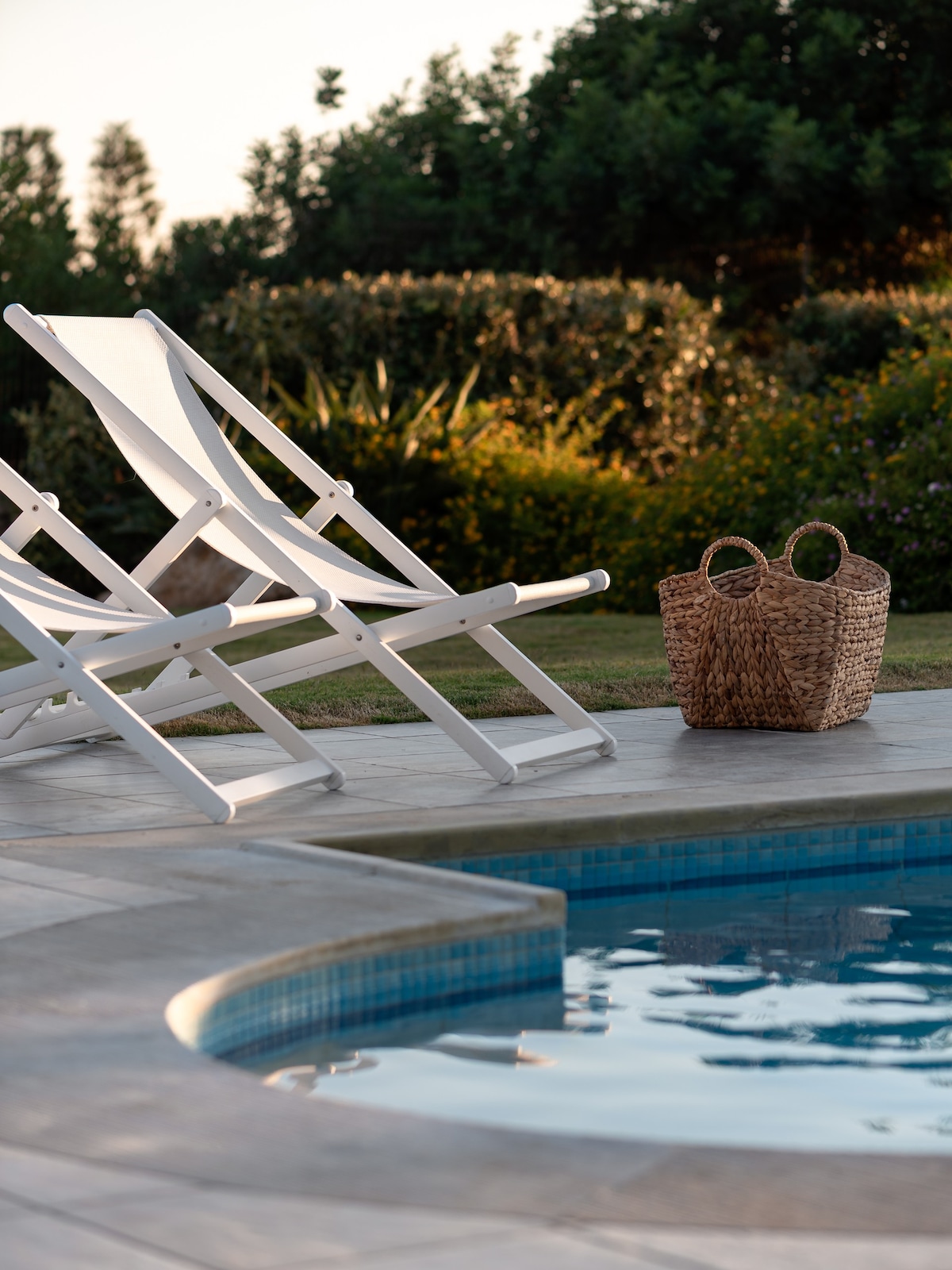 Anemolia海景别墅，带私人泳池和花园