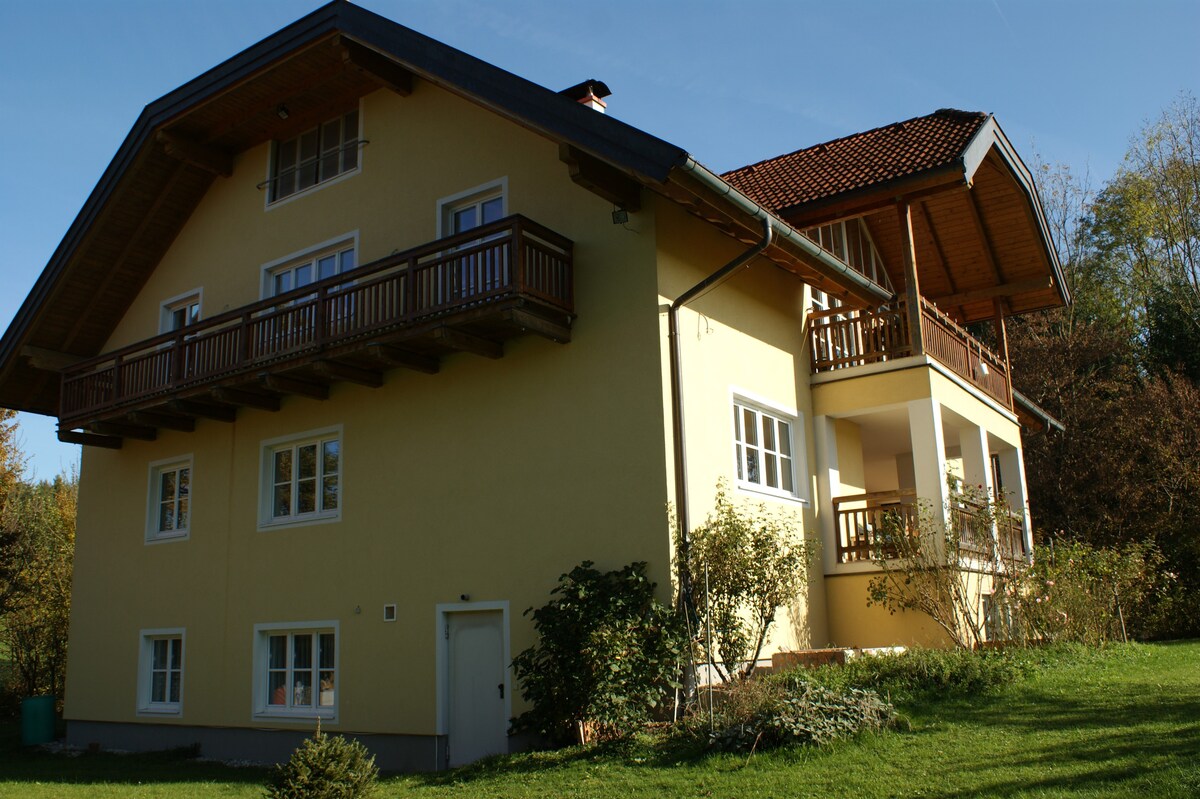 公寓Panoramblick I Near Salzburg-Oberndorf