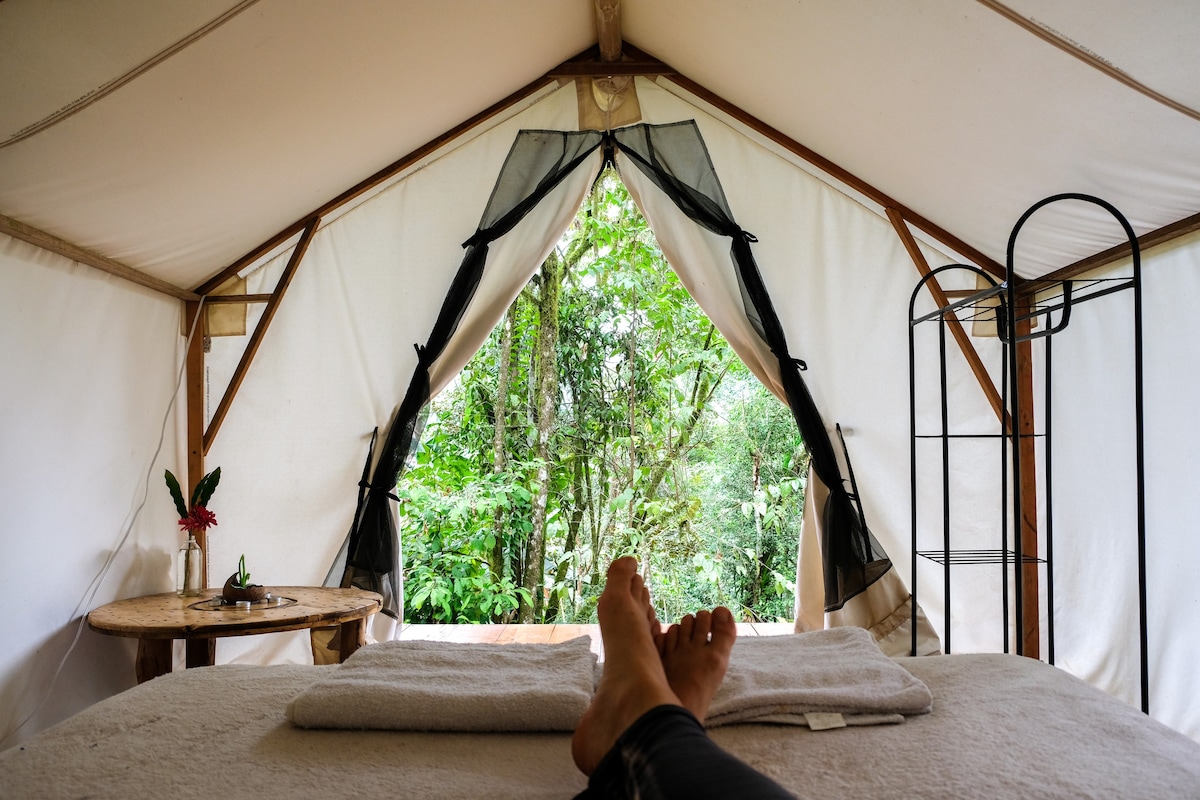 Tucan Glamping Tent at Cascada Elysiana瀑布