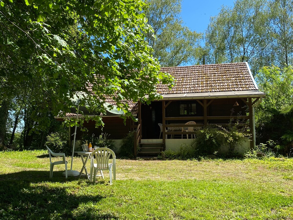 L 'été Indian chalet au vert 2 ch/45分钟第戎