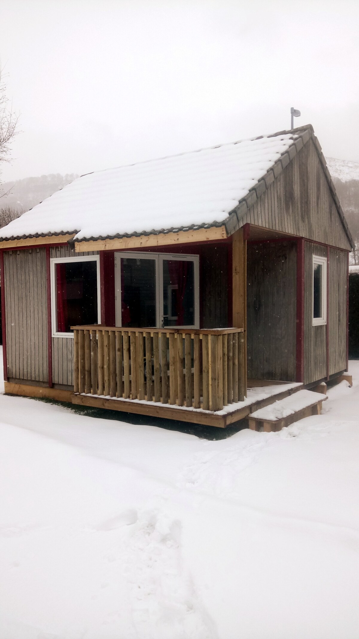 布鲁蒂尔度假屋（ Chalet Bleutille ） - 2人，距离里奥兰（ Lioran ）