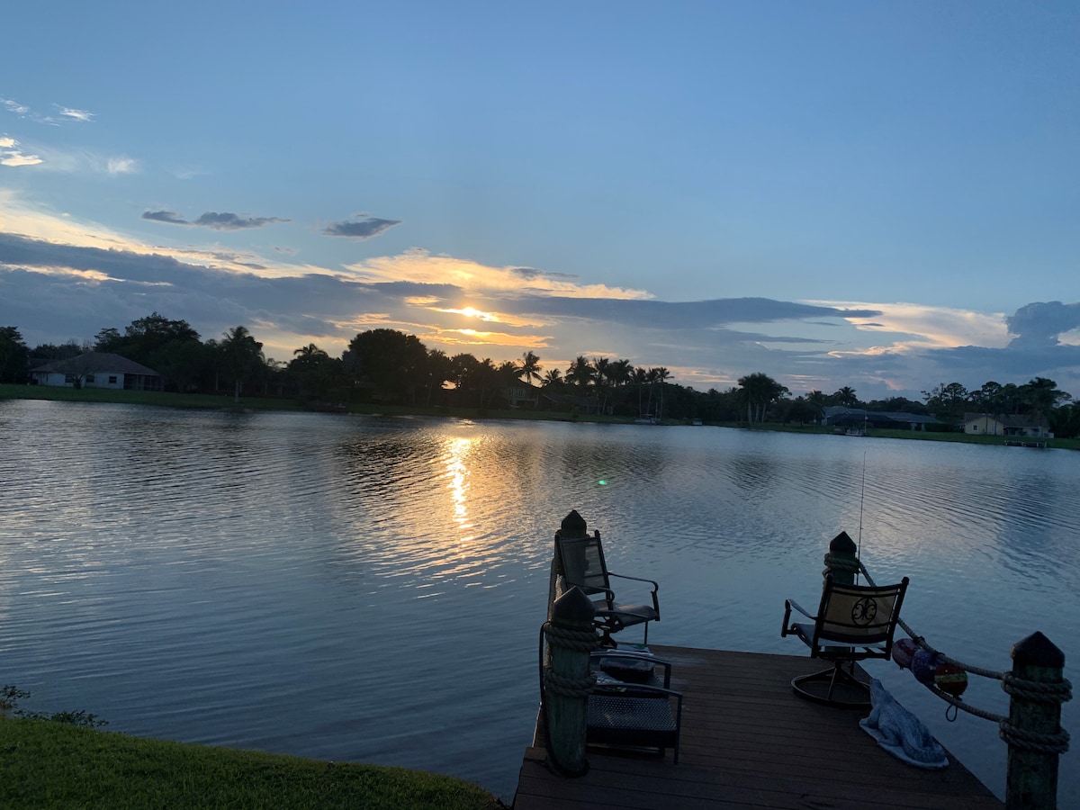 Tropical Getaway near Equestrian Polo