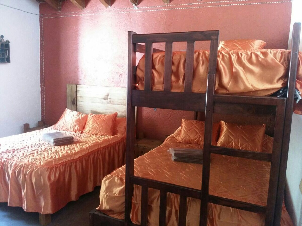 Hostal del Viejo Fauno Recamara 3 pradera