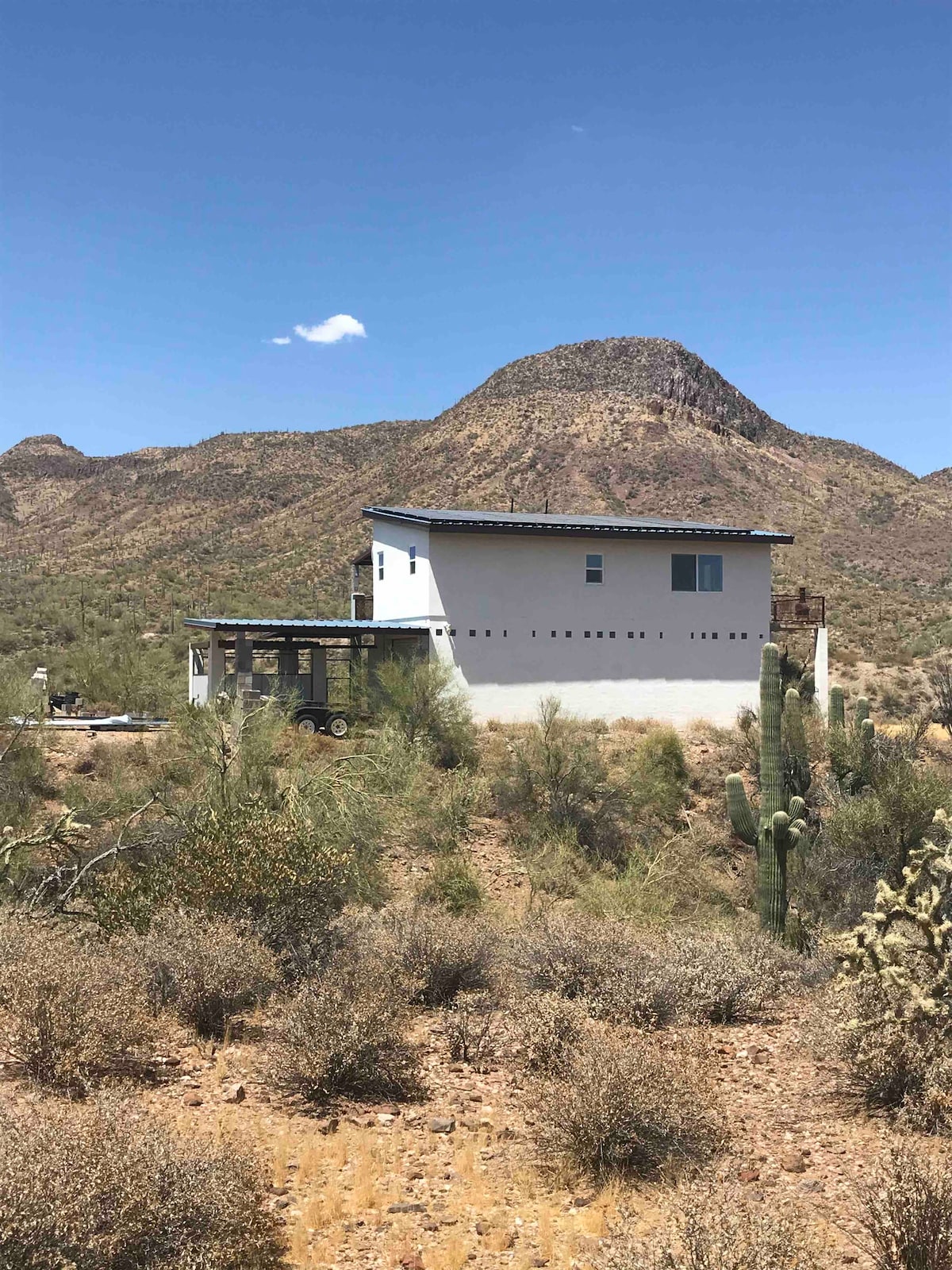 Remote off grid retreat Rancho De Amigos