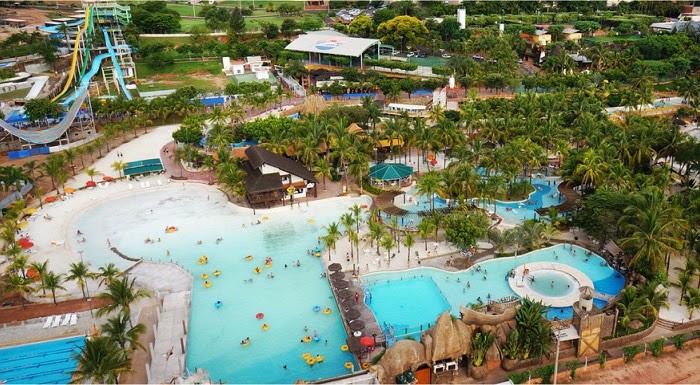 Olimpia Park Resort-Apto. privativo com 6 lugares