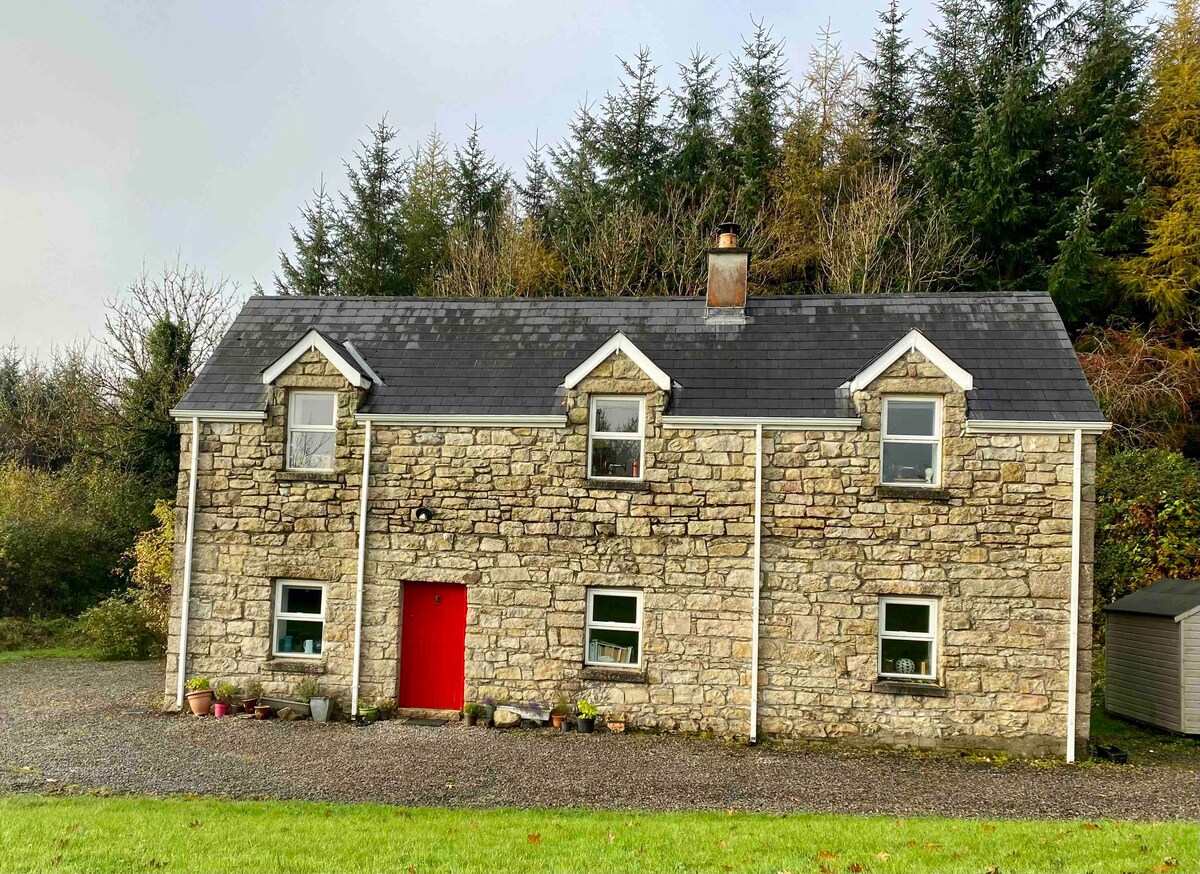 Beautiful Stone Cottage in private rural setting.