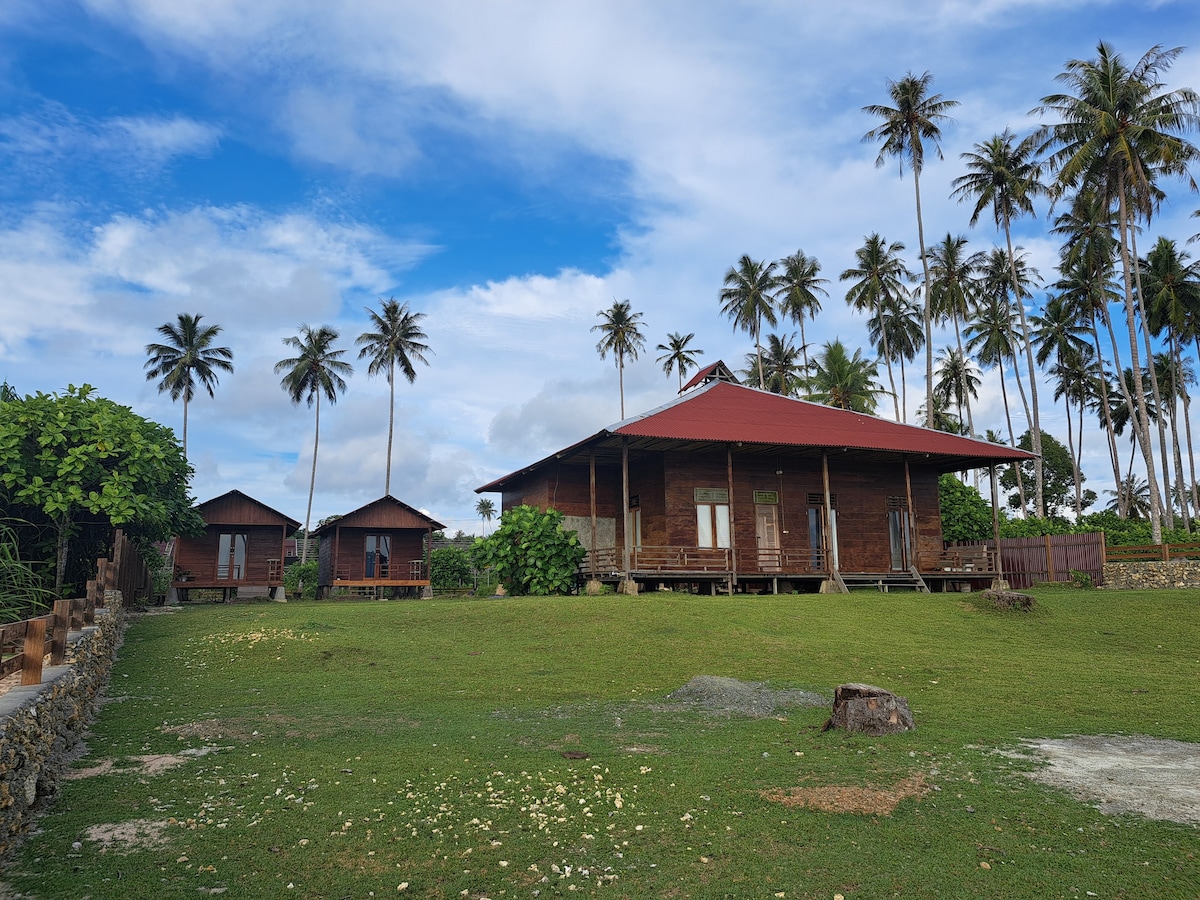 Seaside Surf Lodges - Double twin