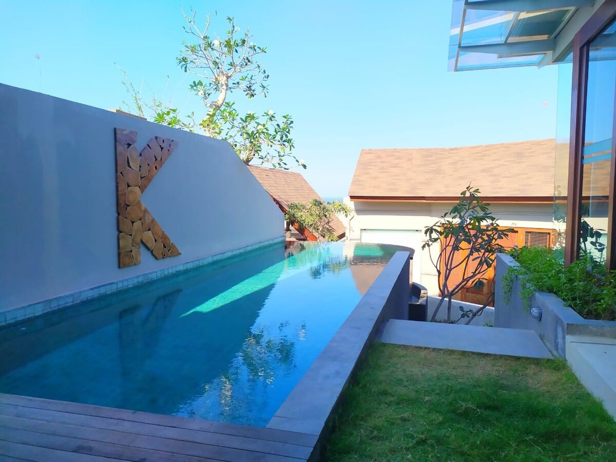 Tranquil Ocean View Villa 3BR in Sawangan, NusaDua