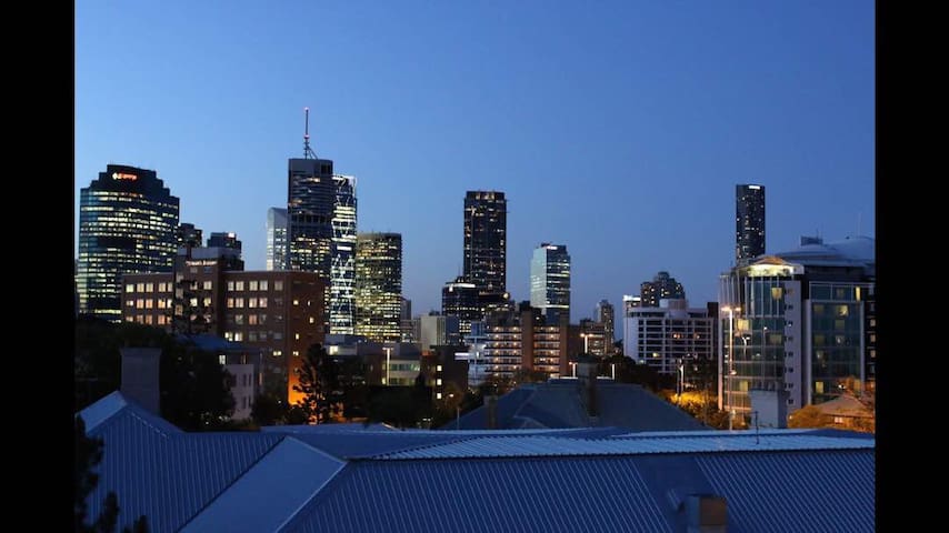 袋鼠角(Kangaroo Point)的民宿