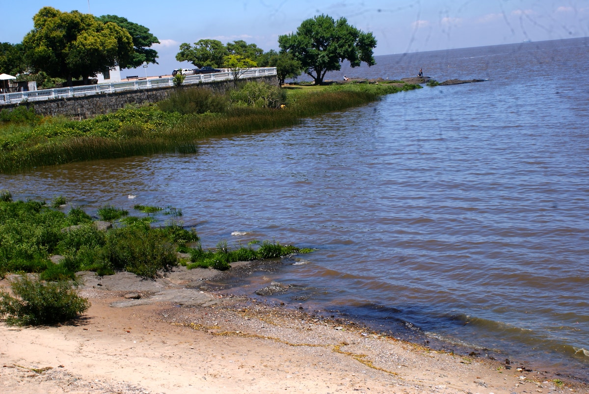 Historic old town Colonia del Sacramento studio