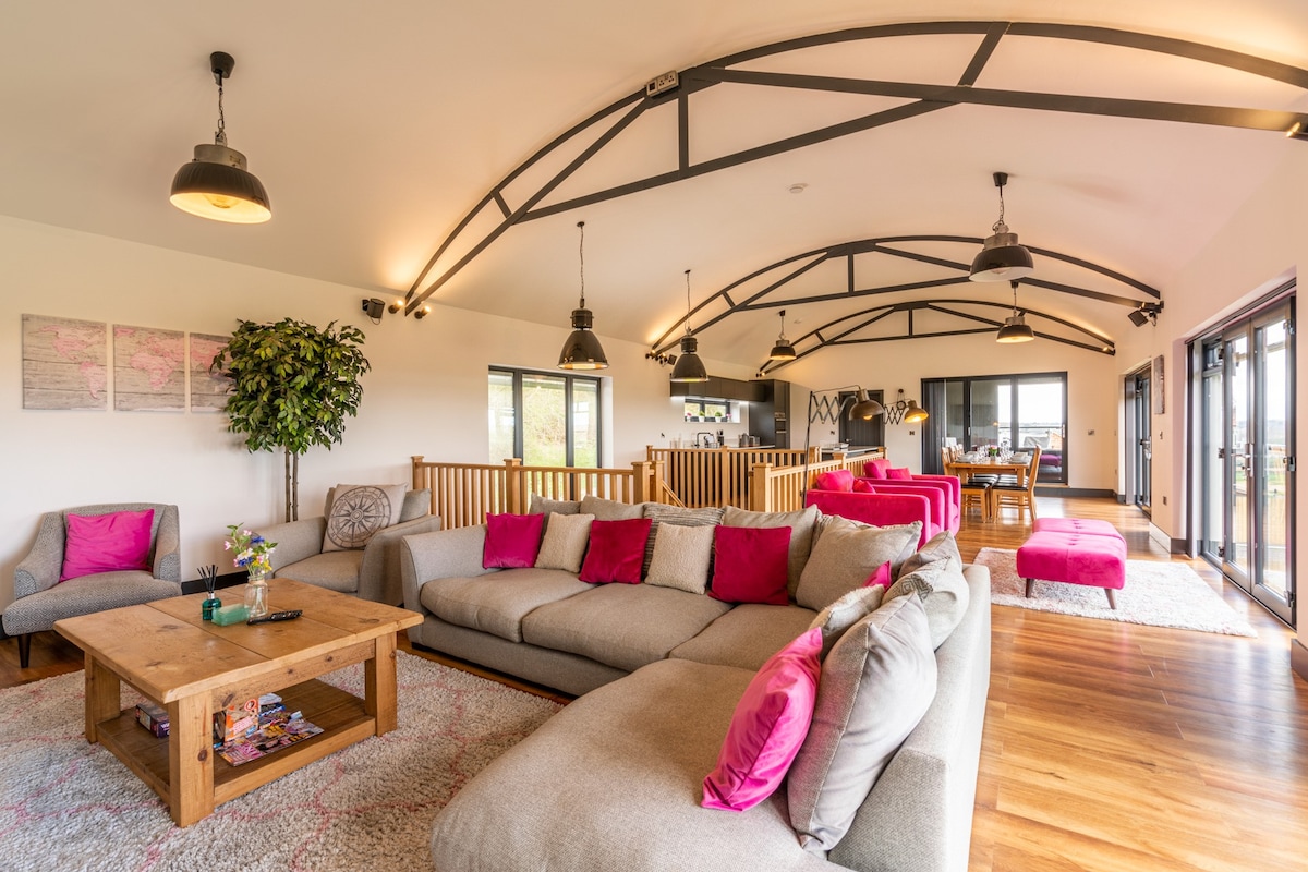 Lower Lodge Barn, Alcester, Nr Stratford-upon-Avon