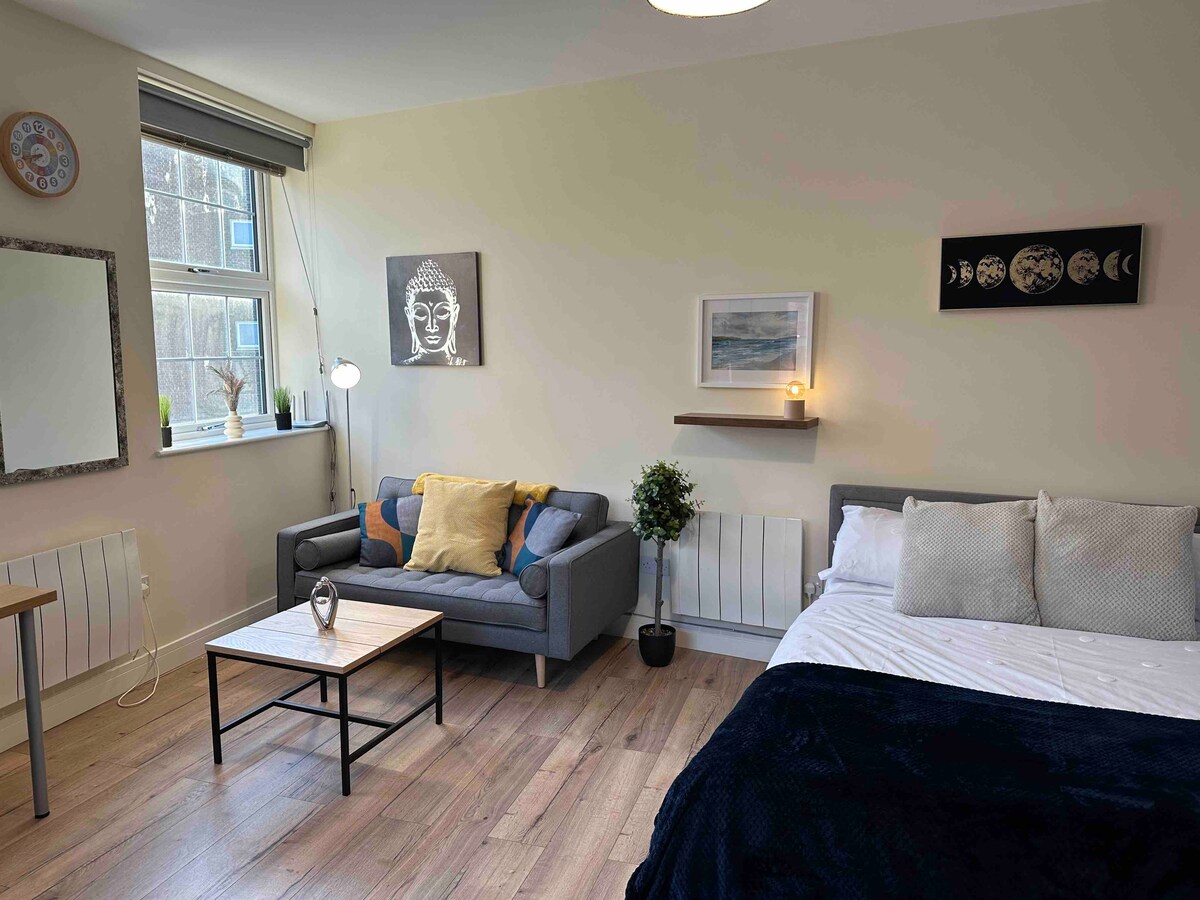 Light & cosy city centre studio, Free Netflix