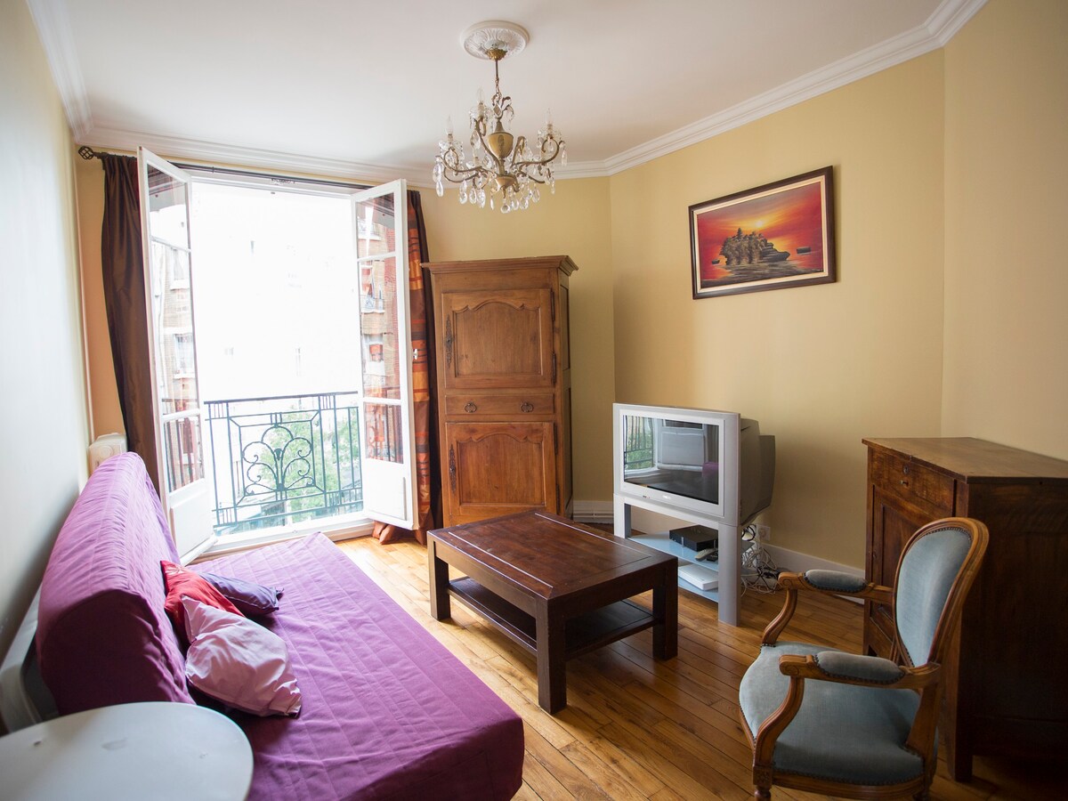 Parisien flat 2 minutes from Paris centre