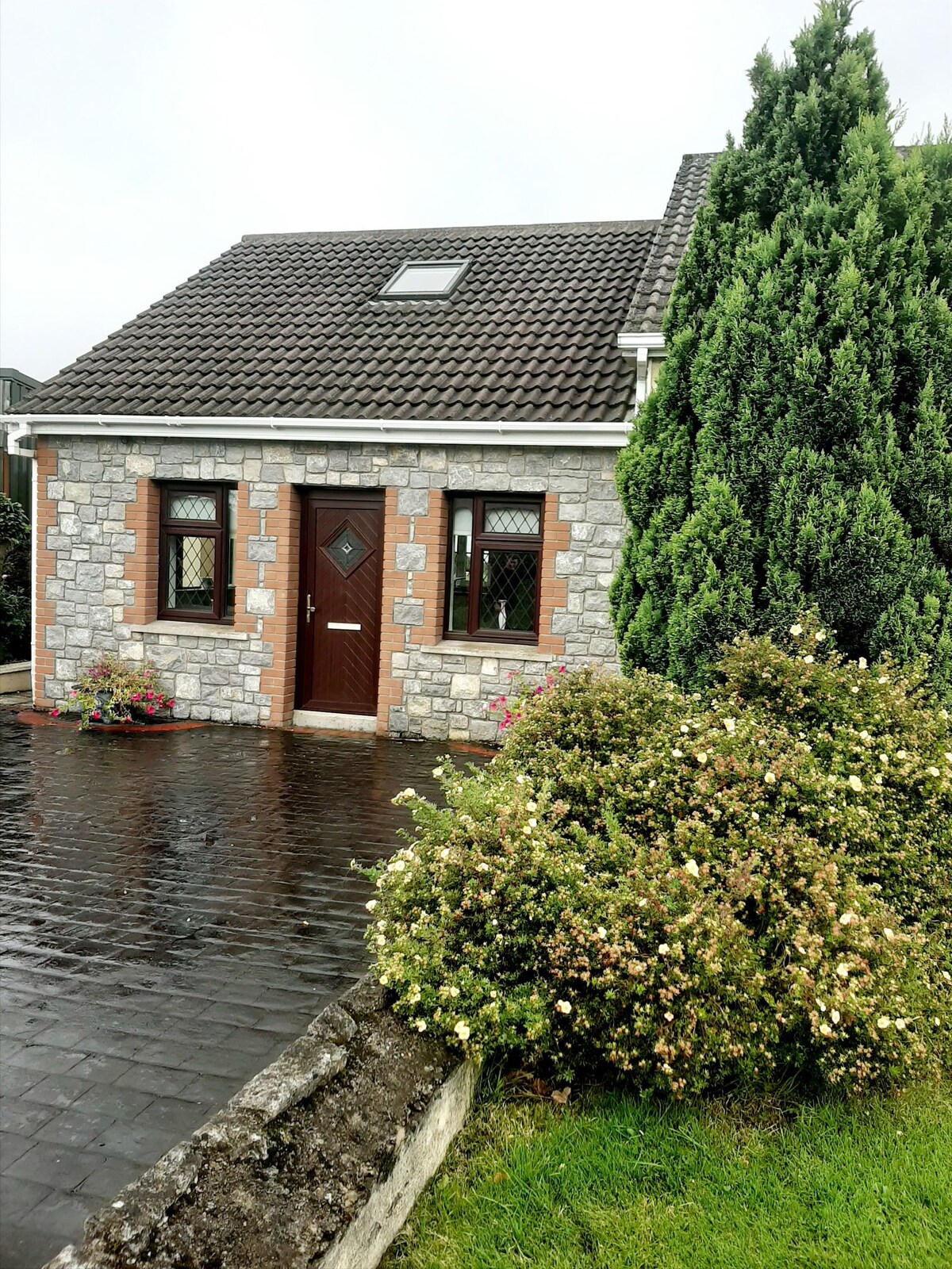 Modern country apartment
Ballingarry 
Limerick