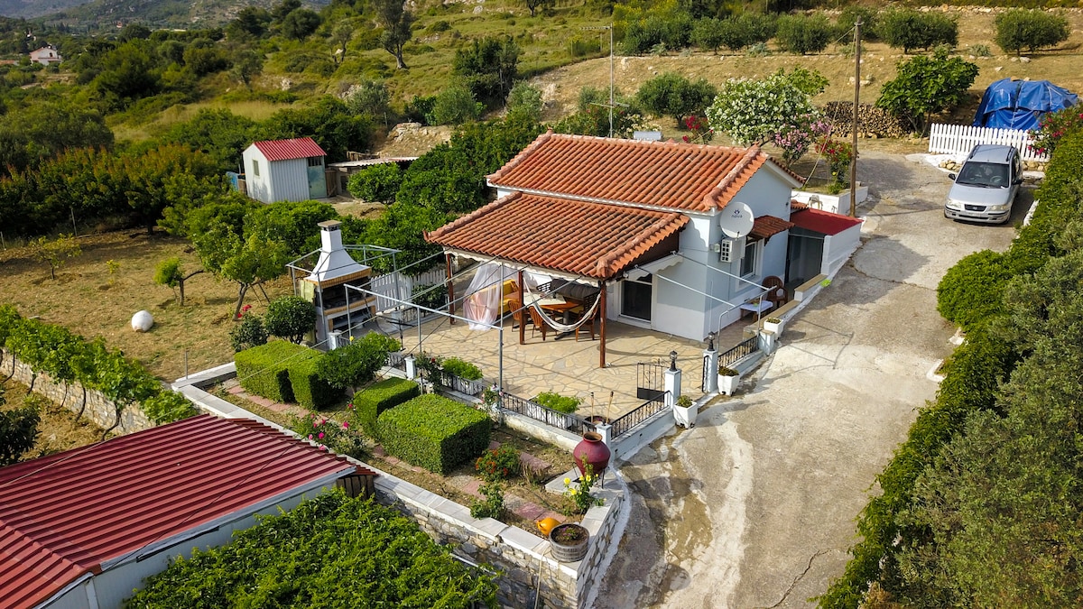 Country house in Speri, Palaiokastron