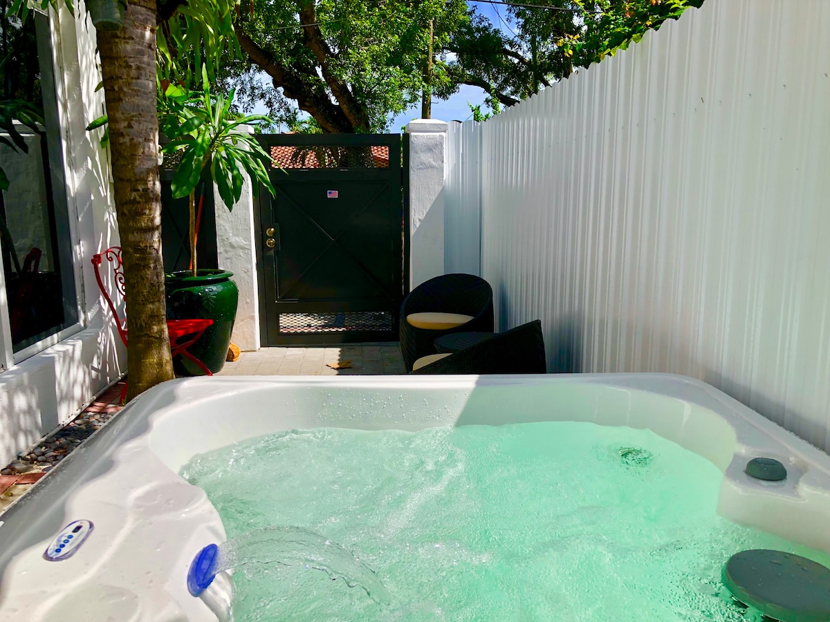 单间公寓# 1热水按摩浴缸迈阿密中心海滩