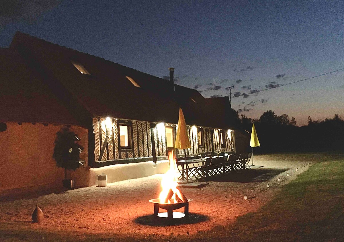 Gîte de Courmemin avec piscine 10 personnes