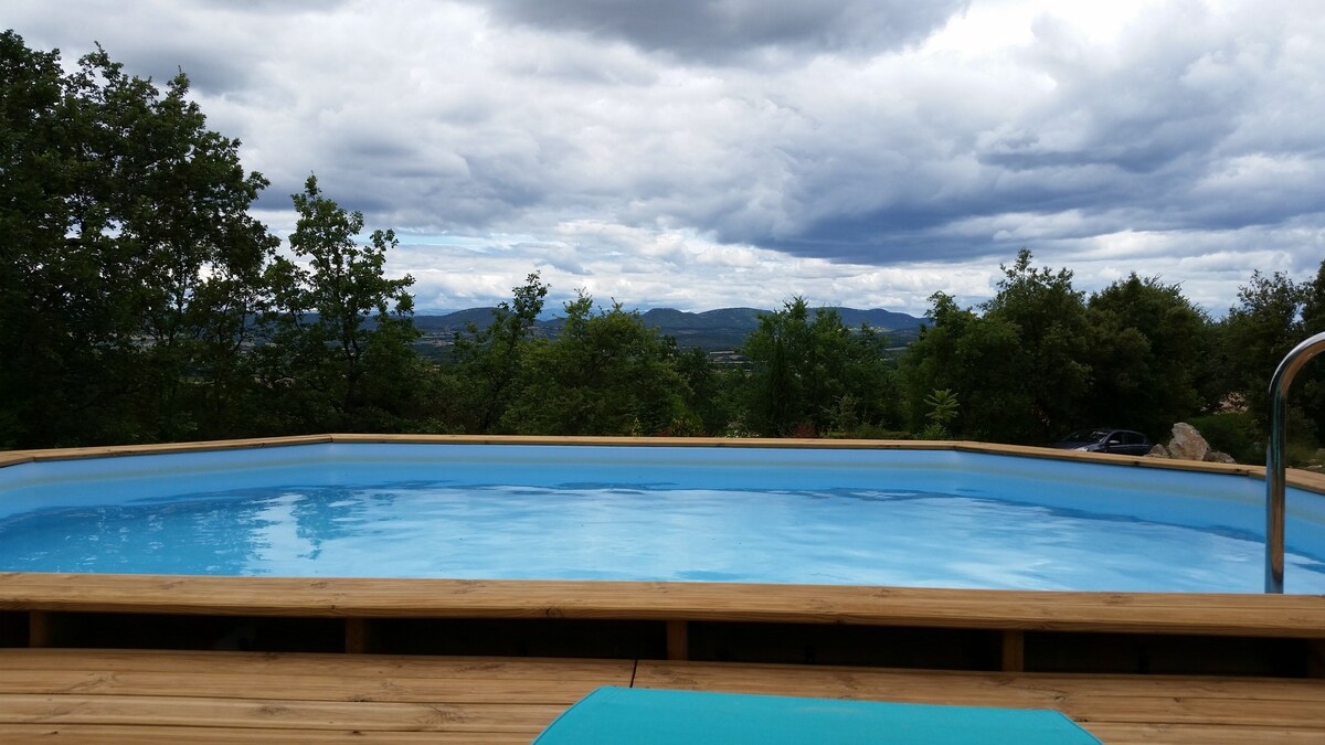 Très joli Mazet avec piscine vue sur les Cevennes
