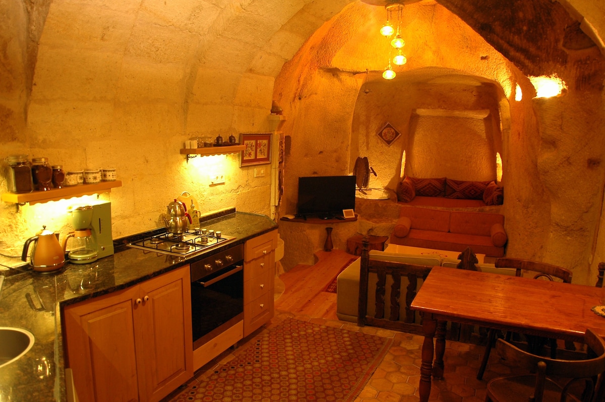 Anitya Cave House with Turkish Bath