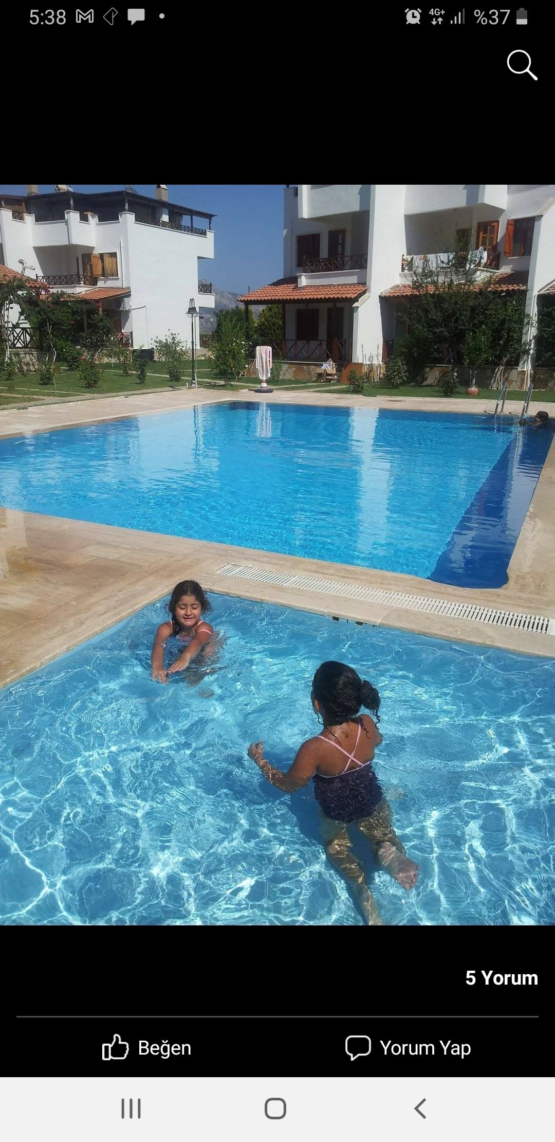 快乐家庭度假区带泳池的别墅