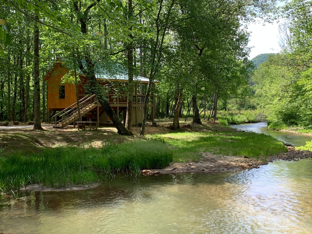 Betty 's Creek Cabin