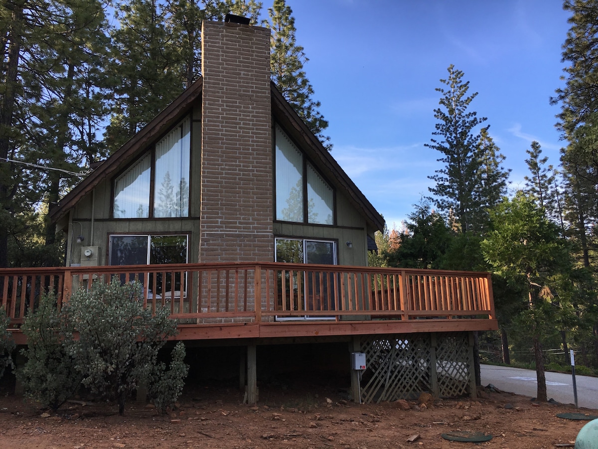 Blue Lake Springs Mountain Cabin