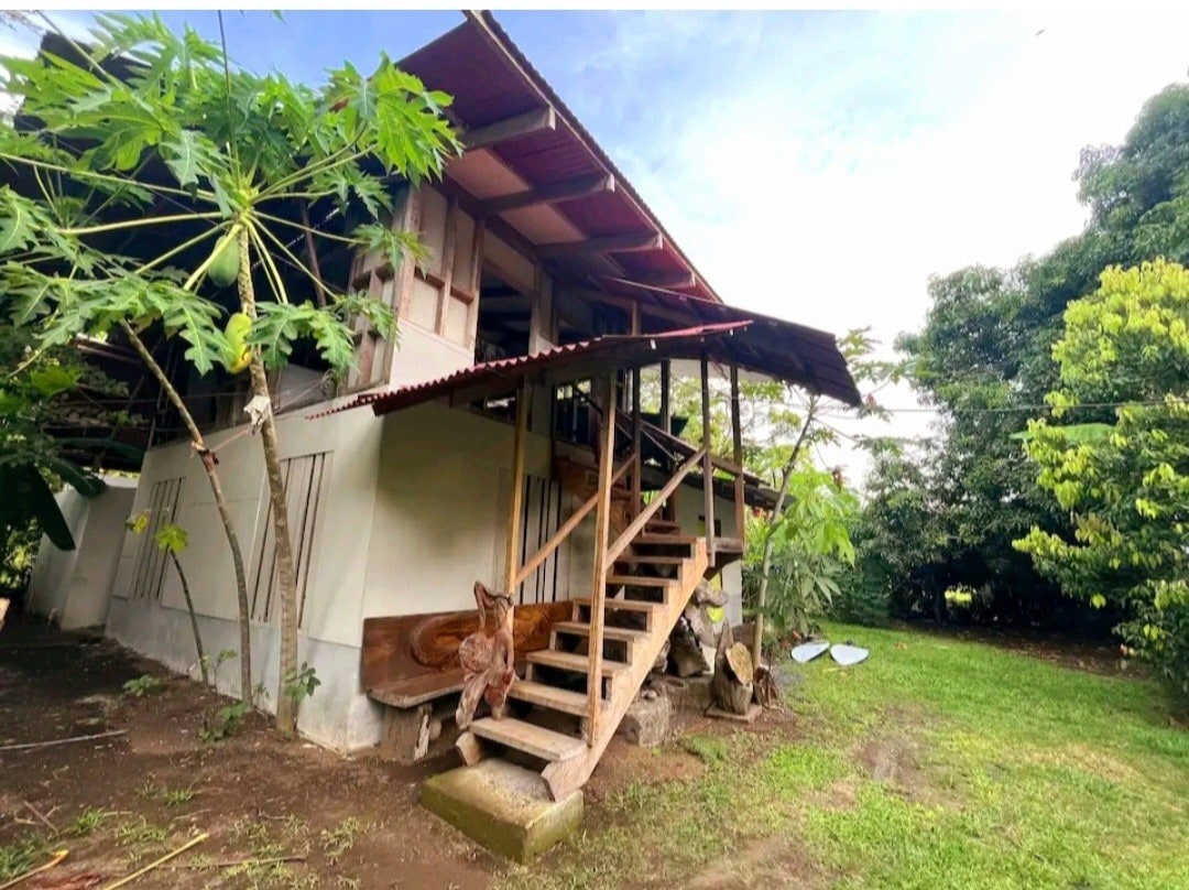 Casa Pilón-Pavones- Costa Rica.